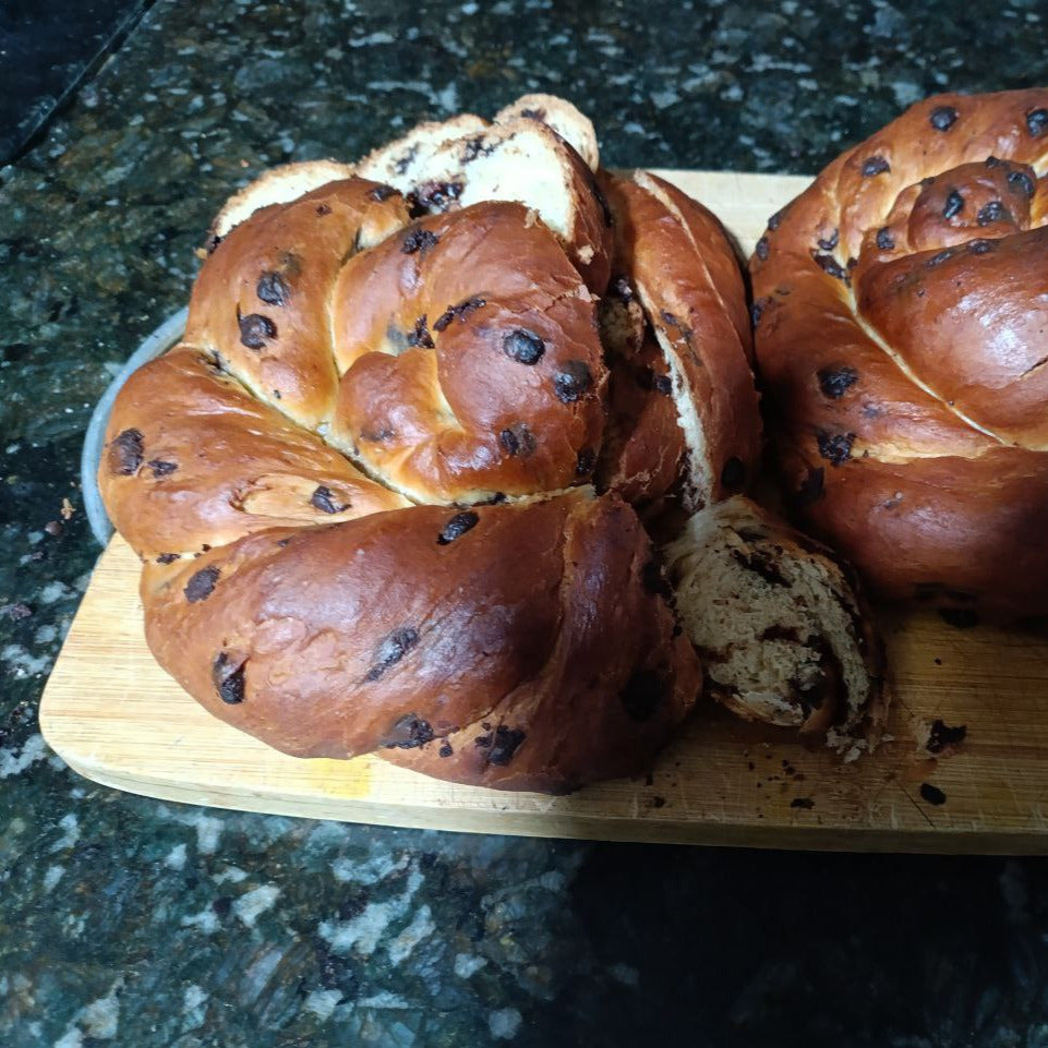 PAN TRENZADO REDONDO CON CHOCOLATE